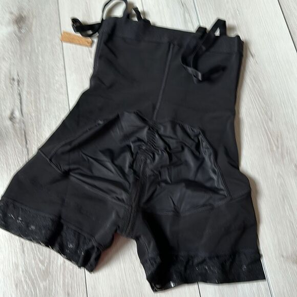 Shapellx AirSlim® Firm Tummy Compression Bodysuit Shaper W/Butt Lifter Black NWT - Picture 12 of 13